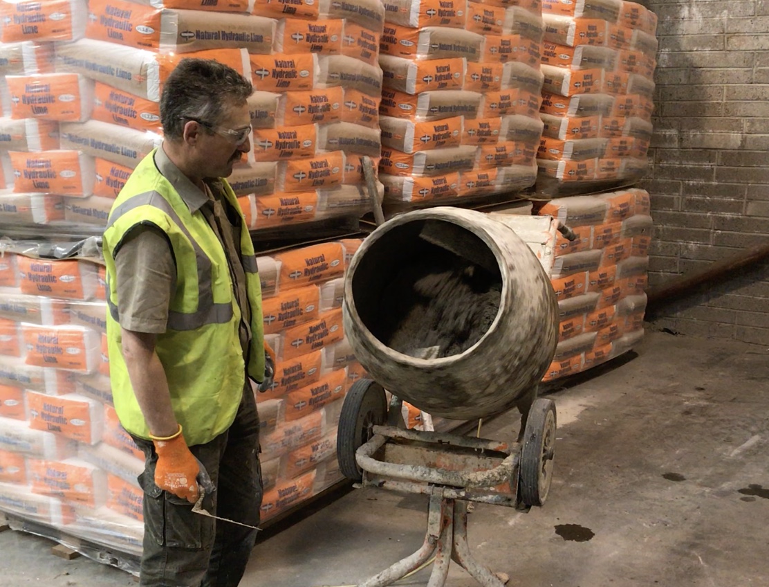 Guide to mixing natural hydraulic lime mortar Roundtower Lime